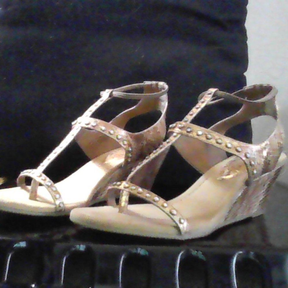 New York Transit Size 7.5 Gold Wedge Sandal with 2.5" Heel"